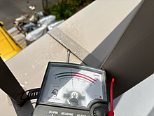 外壁
アルミサッシ枠
屋上　笠木